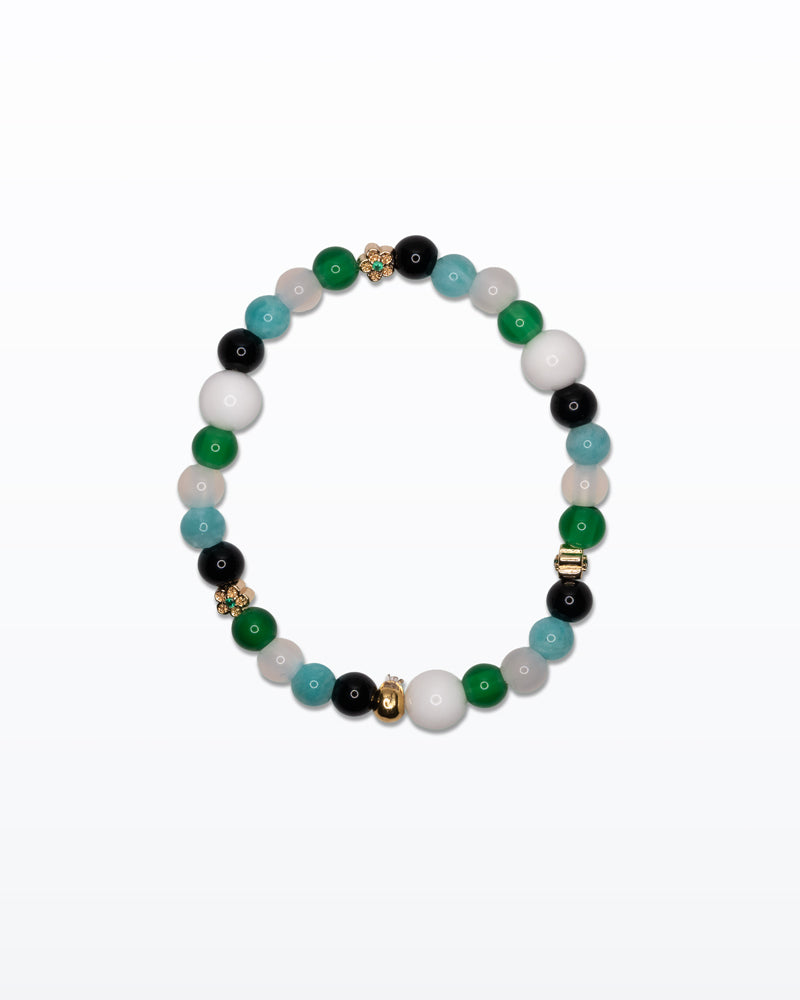 Verde Segreto – Bracciale con perle naturali e fiore oro